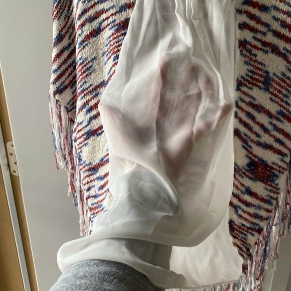 Beautiful poncho California moonrise poncho. - Picture 4 of 5